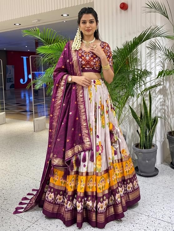 Women's Trending Designeer Tussar Silk Lehenga Choli Print with Foil Work With Unstitched Blouse Patola Print Adorned with Foil Work For Navrati || Wedding || Festival
