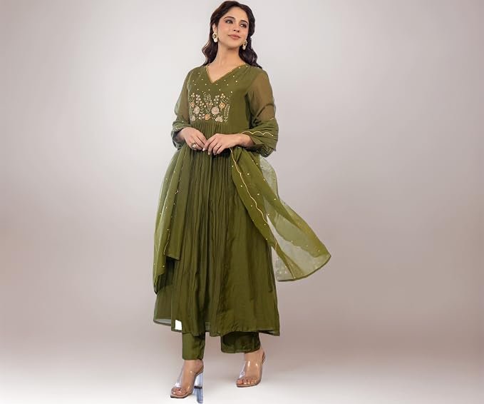 Nermosa Women Embroidery Solid Anarkali Kurta and Pant Set with Dupatta